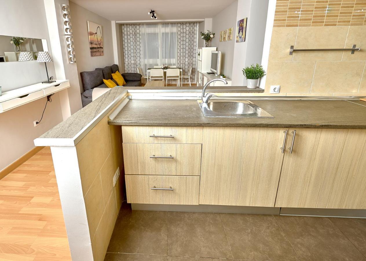 Holidays2Malaga Salitre 3 Bedroom Up To 7 People High Speed Wifi ภายนอก รูปภาพ