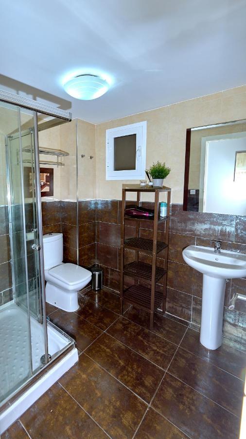 Holidays2Malaga Salitre 3 Bedroom Up To 7 People High Speed Wifi ภายนอก รูปภาพ