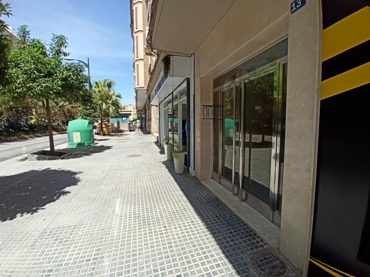 Holidays2Malaga Salitre 3 Bedroom Up To 7 People High Speed Wifi ภายนอก รูปภาพ